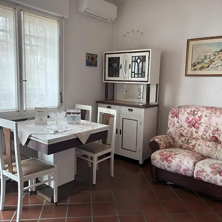 Affitto Turistico Via Bonomea 219-1 Lägenhet Trieste