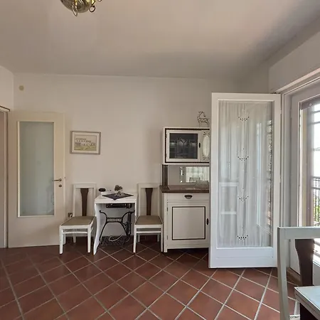 Affitto Turistico Via Bonomea 219-1 Τεργέστη