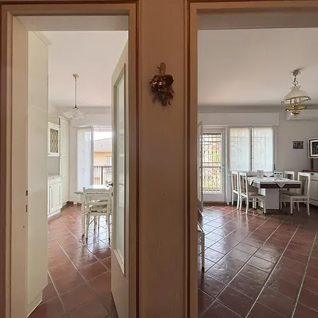 Affitto Turistico Via Bonomea 219-1 Appartamento