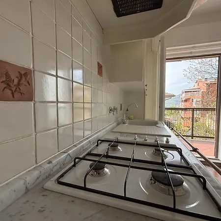 Affitto Turistico Via Bonomea 219-1 *