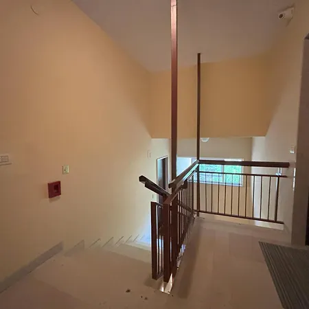 Affitto Turistico Via Bonomea 219-1 Appartamento Trieste